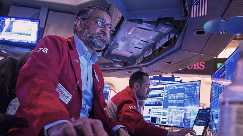 global-stocks-fall-as-us-europe-tensions-flare-over-greenland-and-tariff-threats