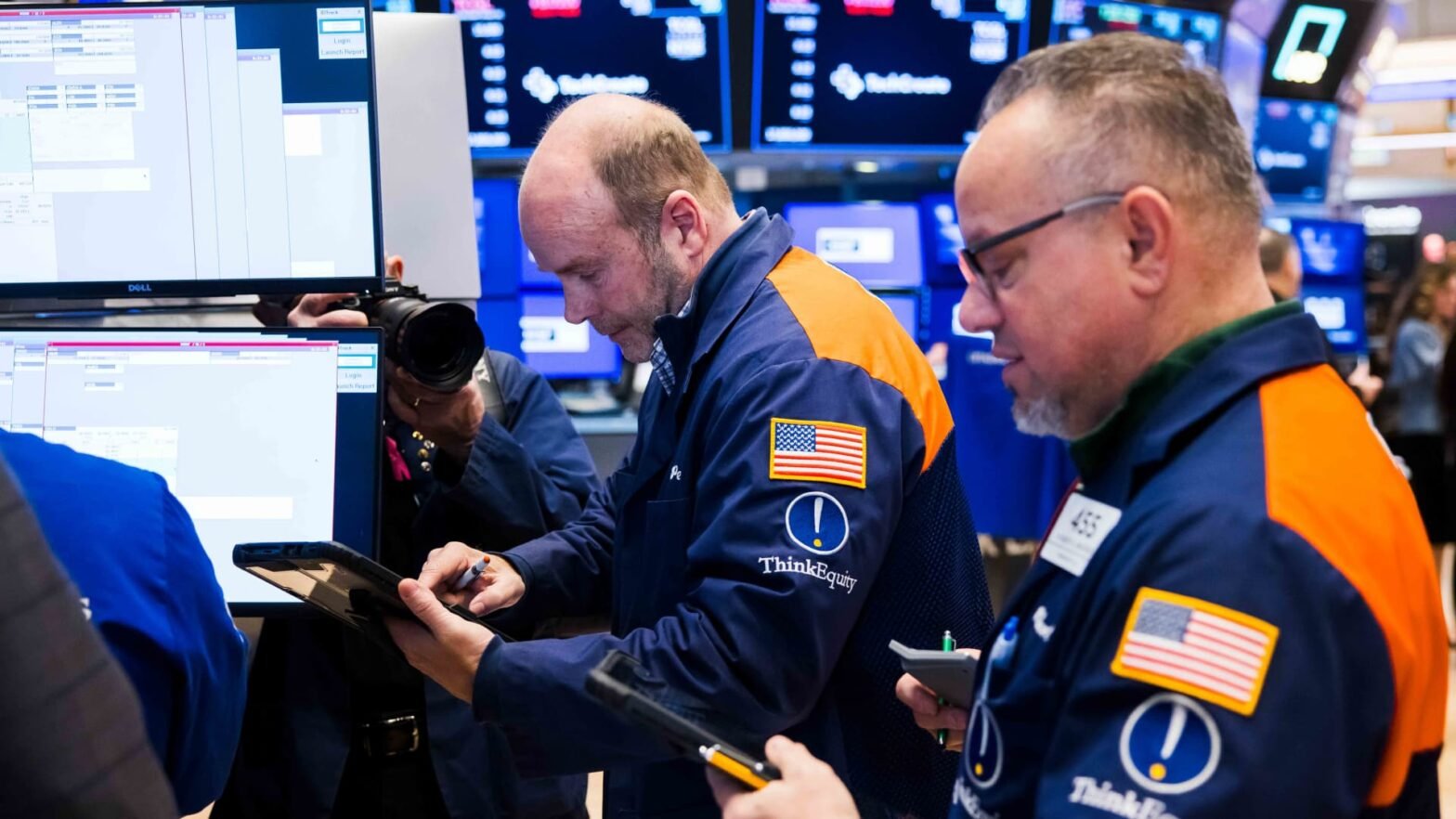 the-‘trap-doors’-to-watch-in-the-s&p-500-and-nasdaq-as-trade-pressure-mounts,-according-to-the-charts