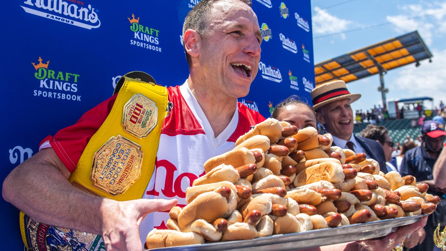 iconic-coney-island-hot-dog-maker-nathan’s-famous-is-sold-for-$450-million