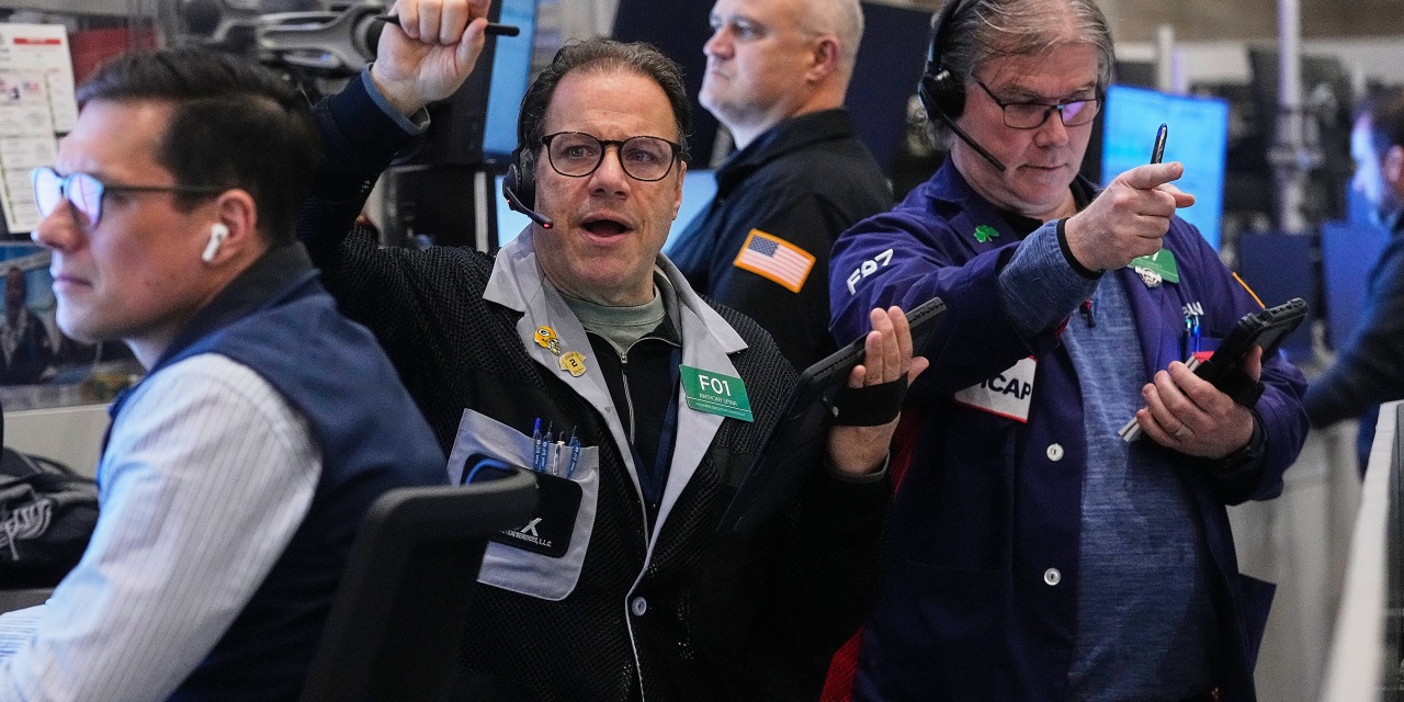 stocks-rally-after-trump-announces-framework-for-greenland-deal