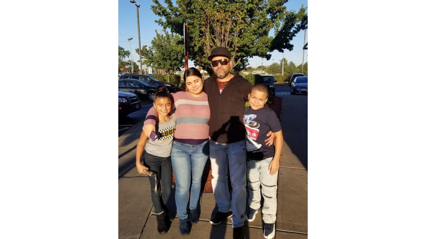 autopsy-finds-cuban-immigrant-in-ice-custody-died-of-homicide-due-to-asphyxia