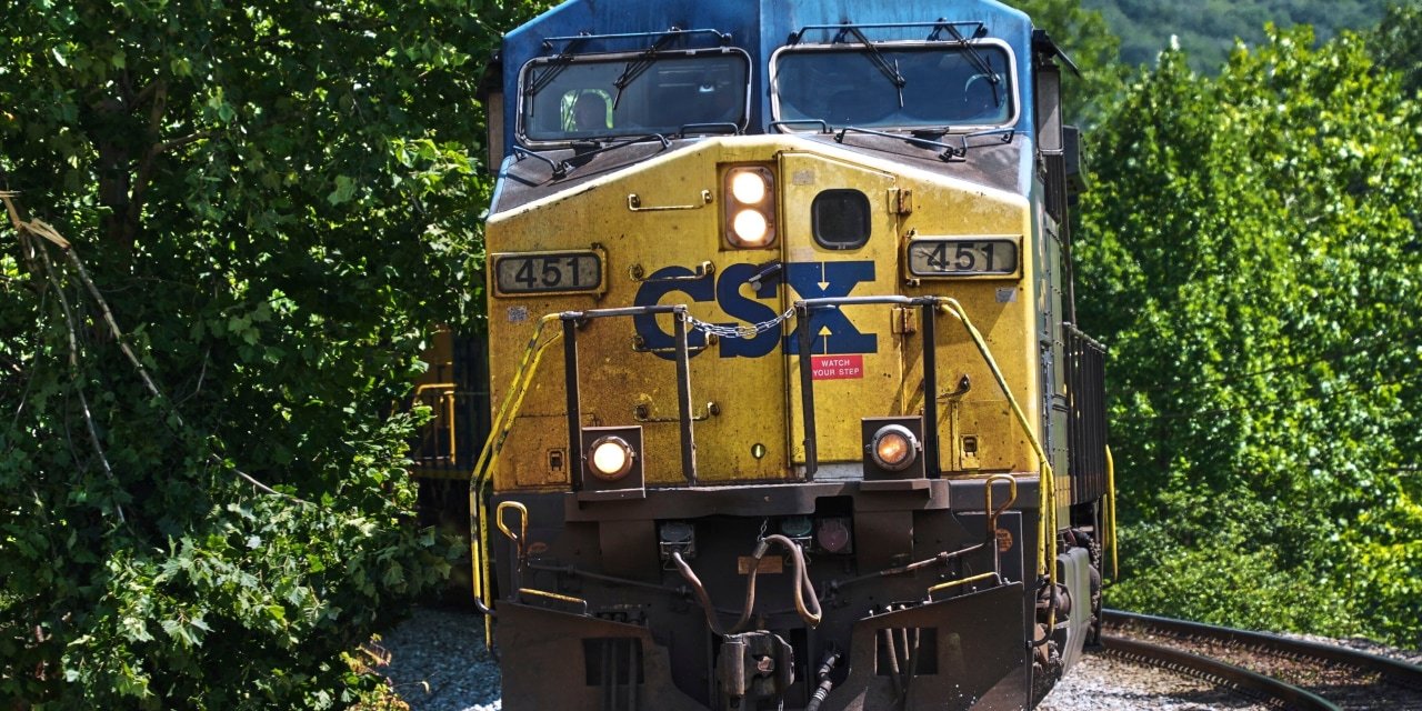 stocks-to-watch-friday:-intel,-capital-one,-csx