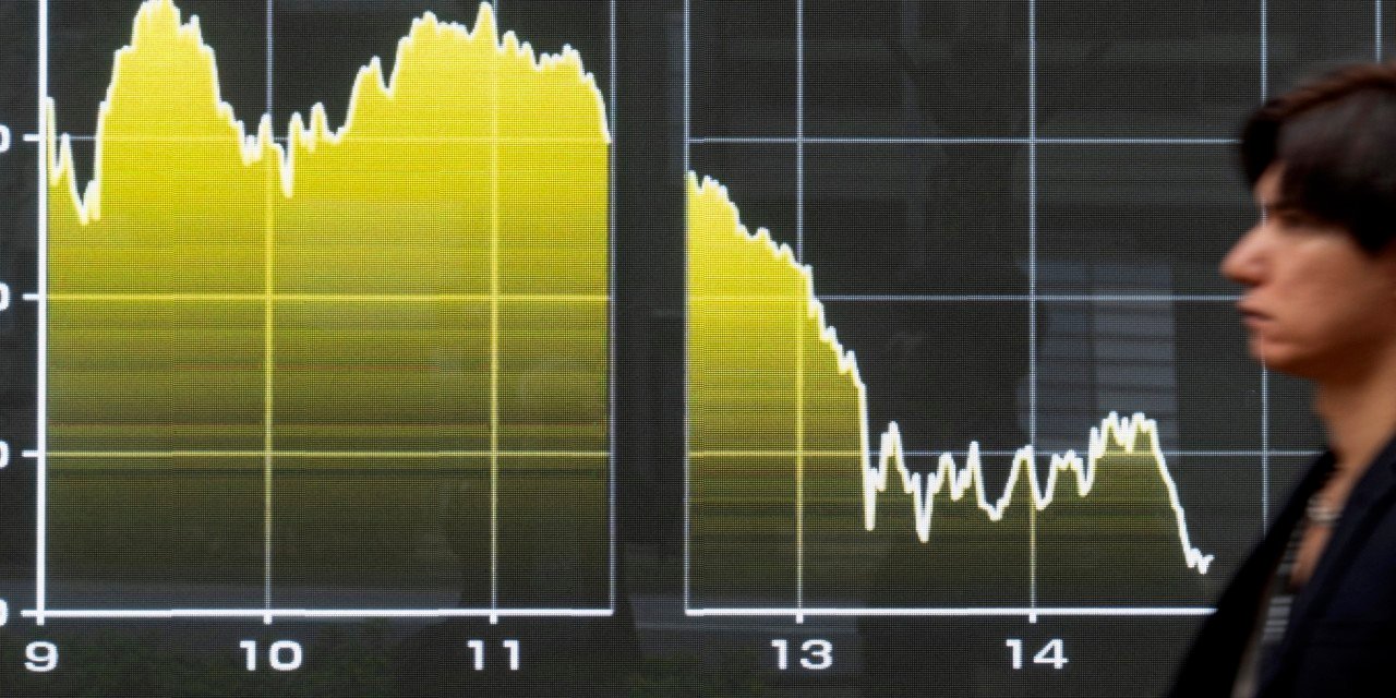 japan-government-bond-yields,-stocks-fall-after-yen’s-rebound