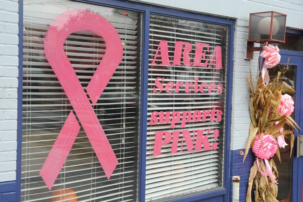 what-to-know-about-breast-self-awareness-and-how-it-fits-into-cancer-prevention