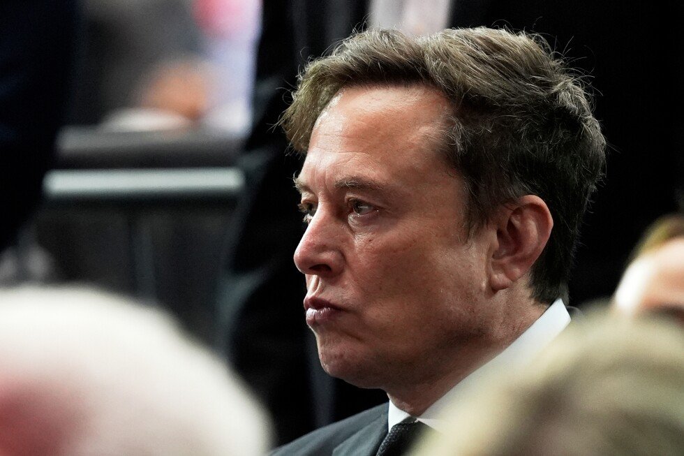 union-europea-abre-investigacion-sobre-chatbot-de-ia-grok-de-musk-por-imagenes-sexualizadas