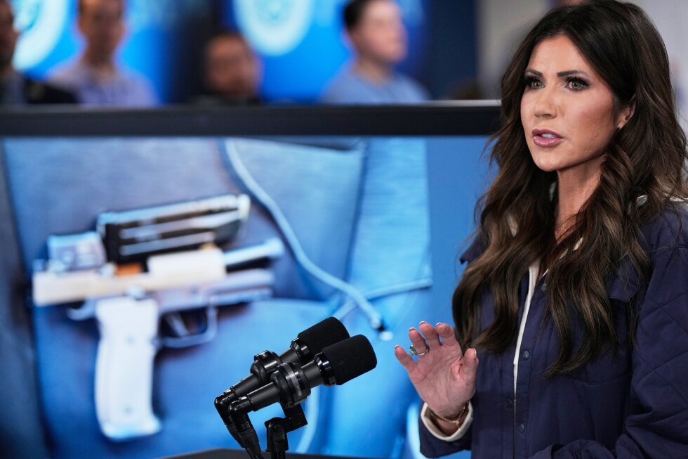 homeland-security-secretary-kristi-noem-faces-rising-calls-for-her-firing-or-impeachment