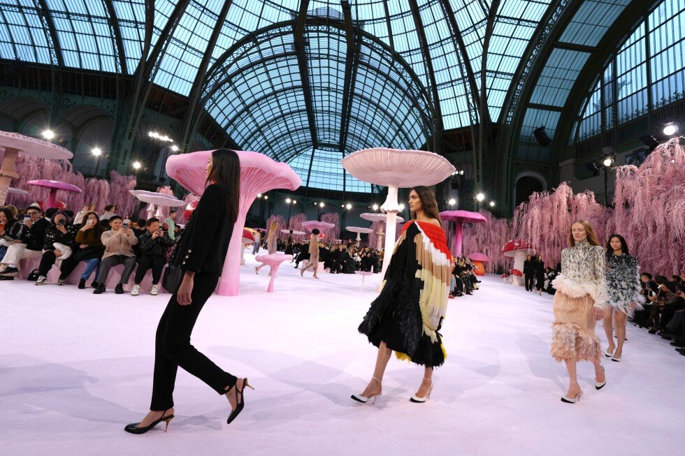 the-biggest-surprise-at-paris-couture?-it-got-wearable