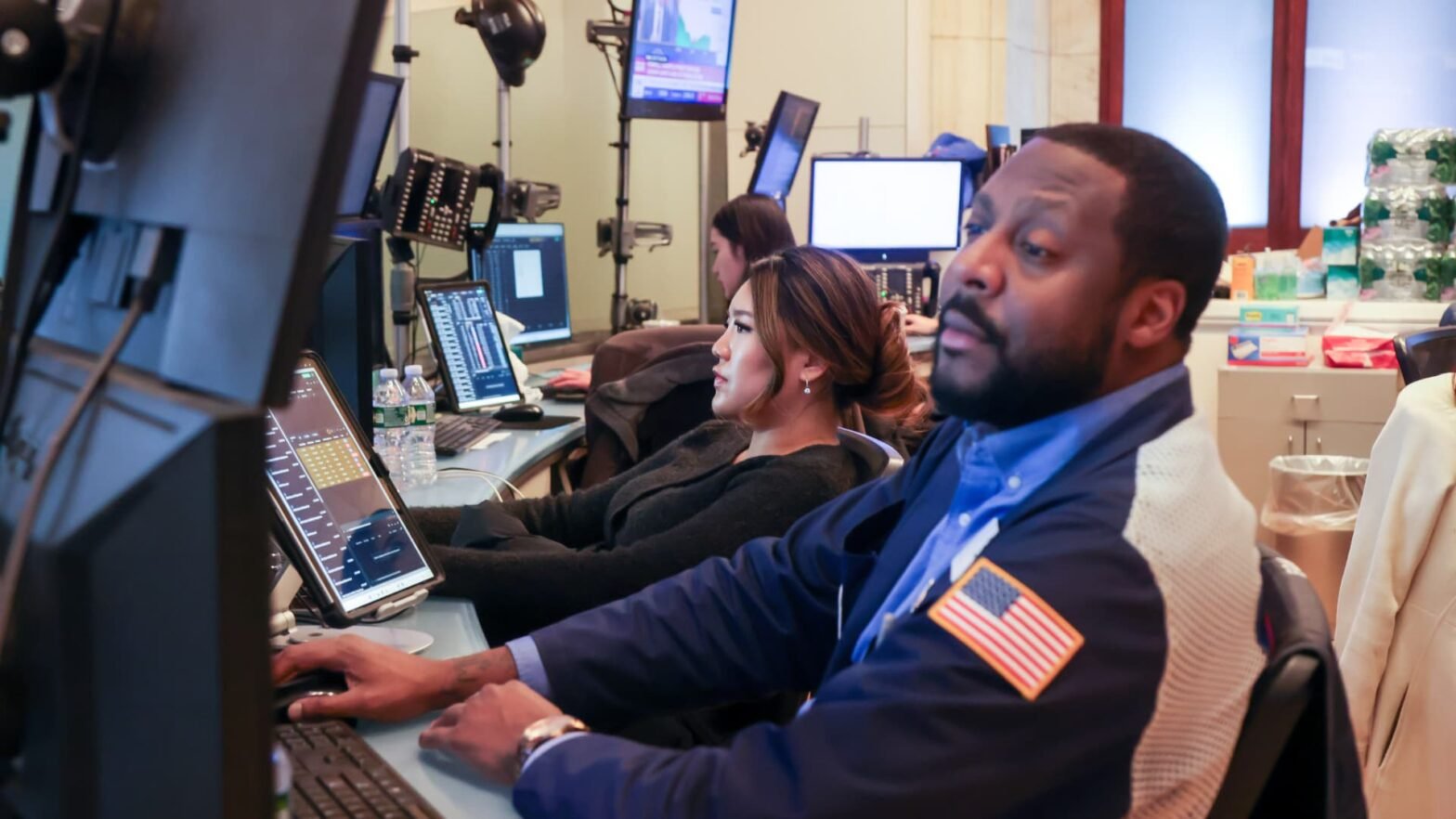 s&p-500-futures-are-little-changed-after-index-posts-second-losing-day:-live-updates