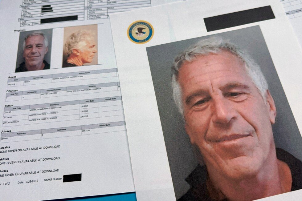in-the-latest-epstein-files-are-famous-names-and-new-details-about-an-earlier-investigation