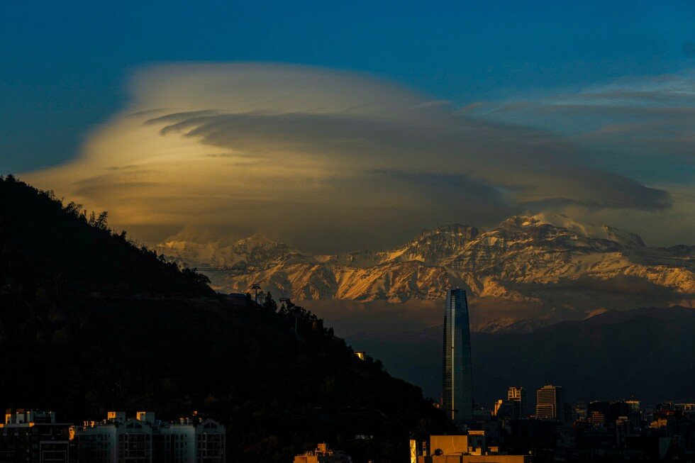 a-chatbot-entirely-powered-by-humans,-not-artificial-intelligence?-this-chilean-community-shows-why