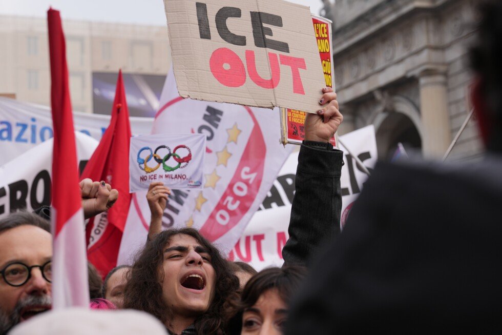 demonstrators-in-milan-protest-ice-unit-at-winter-olympics,-criticizing-‘creeping-fascism’