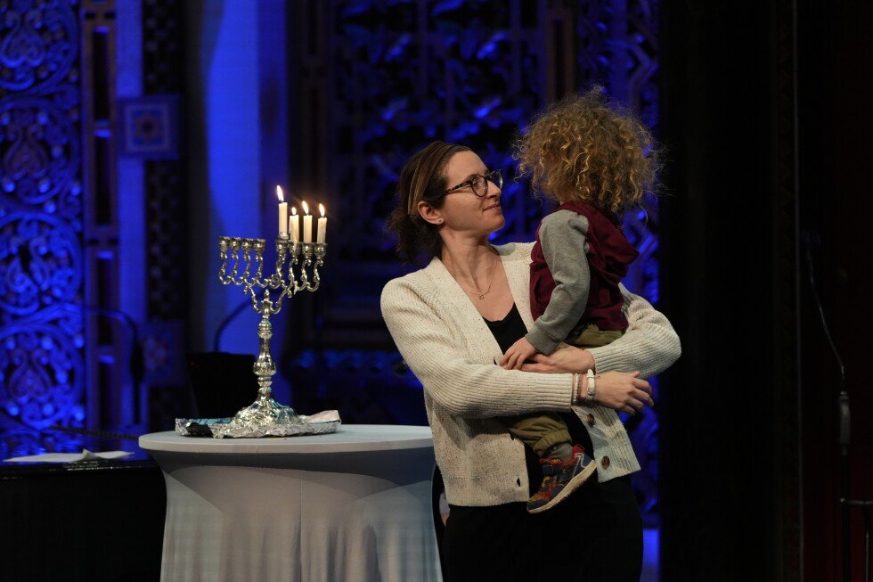 the-ranks-of-us-rabbis-grow-more-diverse,-with-rising-numbers-of-women-and-lgbtq-people