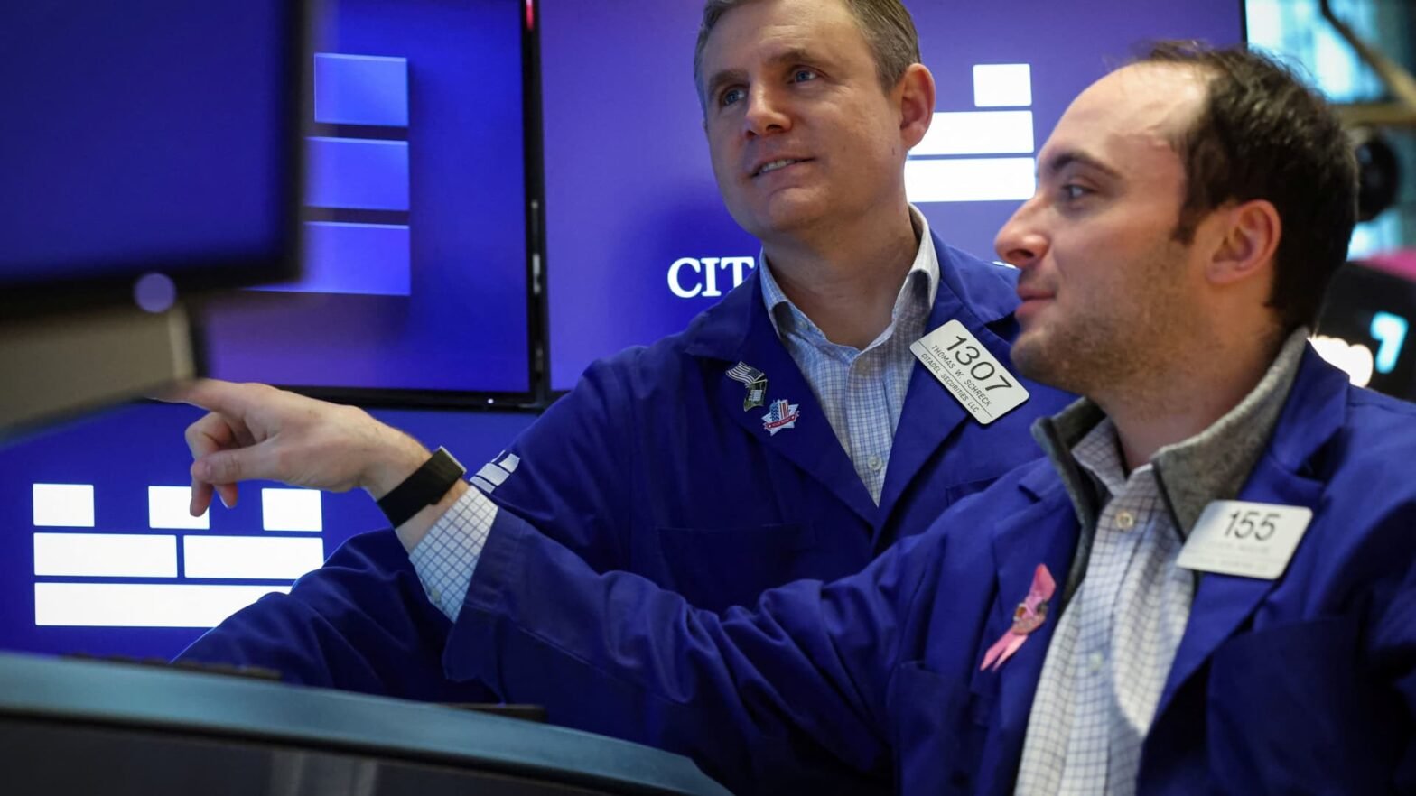 stock-futures-fall-after-silver,-bitcoin-sell-off;-questions-loom-over-ai-trade:-live-updates