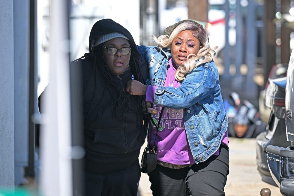 shooting-at-louisiana-parade-leaves-5-people-wounded,-including-6-year-old-,-sheriff-says