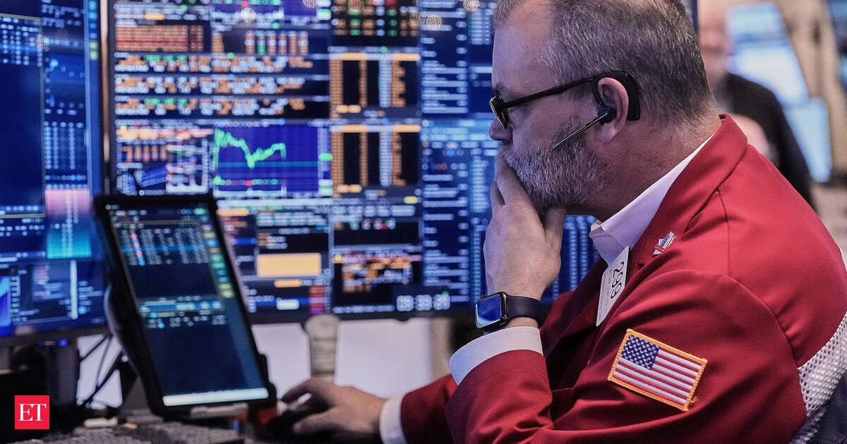 s&p-500,-doe-jones-crash-on-monday-as-us.-stock-market-investors-worry-over-donald-trump’s-shocking-move