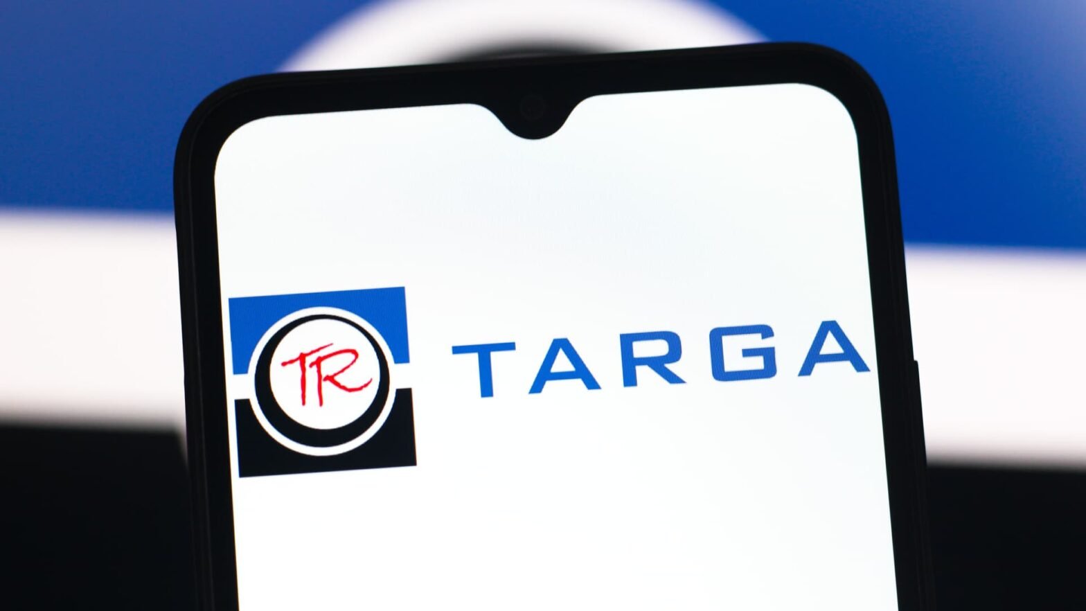 these-names-on-josh-brown’s-best-stocks-list-showed-strength-during-last-week’s-volatility.-one-is-forming-a-‘golden-cross’