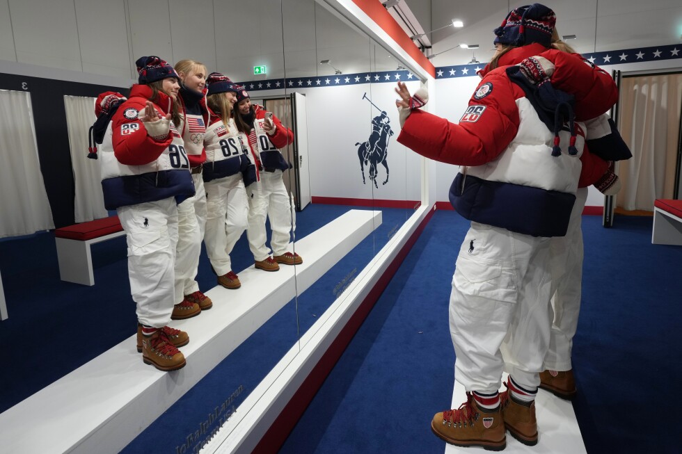 us-olympians-are-greeted-at-milan’s-airport-with-star-spangled-ralph-lauren-uniforms