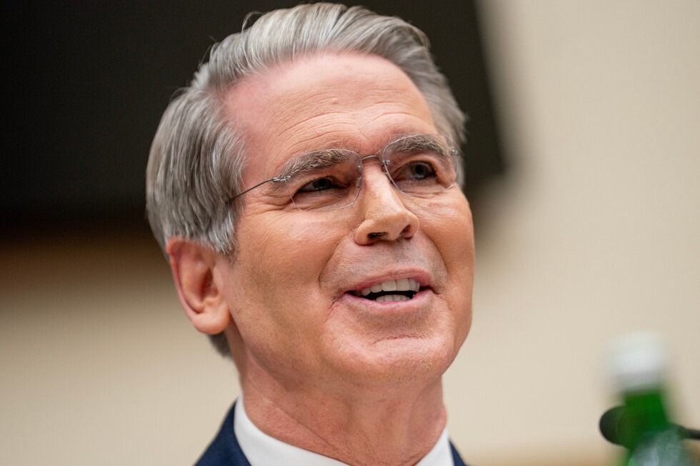 bessent-says-it-would-be-up-to-trump-whether-to-sue-his-fed-nominee-over-interest-rates