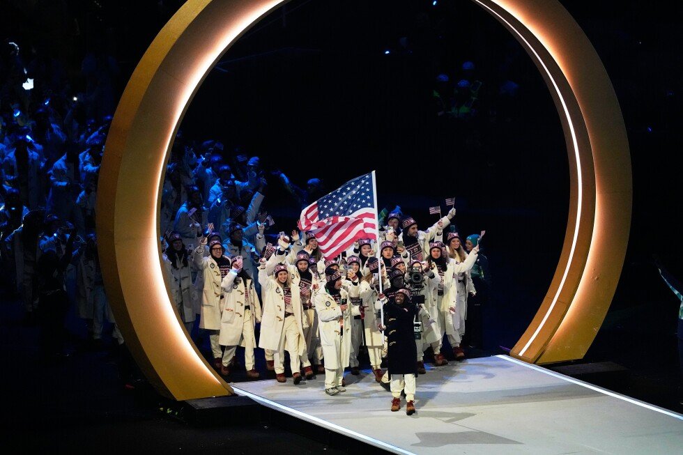 cheers-for-team-usa-turn-to-jeers-for-vance-at-milan-cortina-opening-ceremony