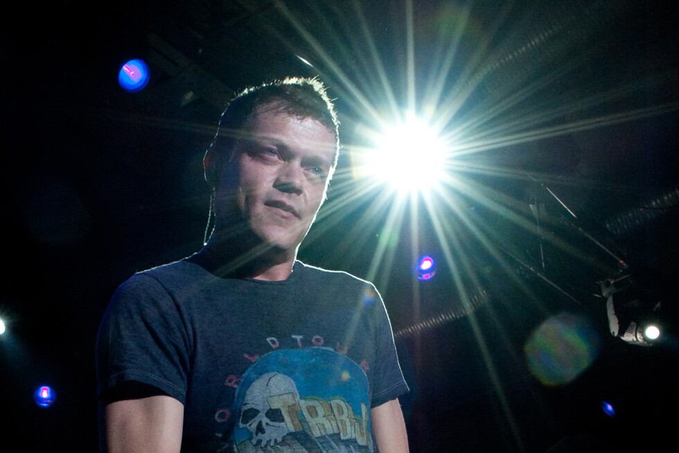 brad-arnold,-lead-singer-of-grammy-nominated-rock-band-3-doors-down,-dies-at-47