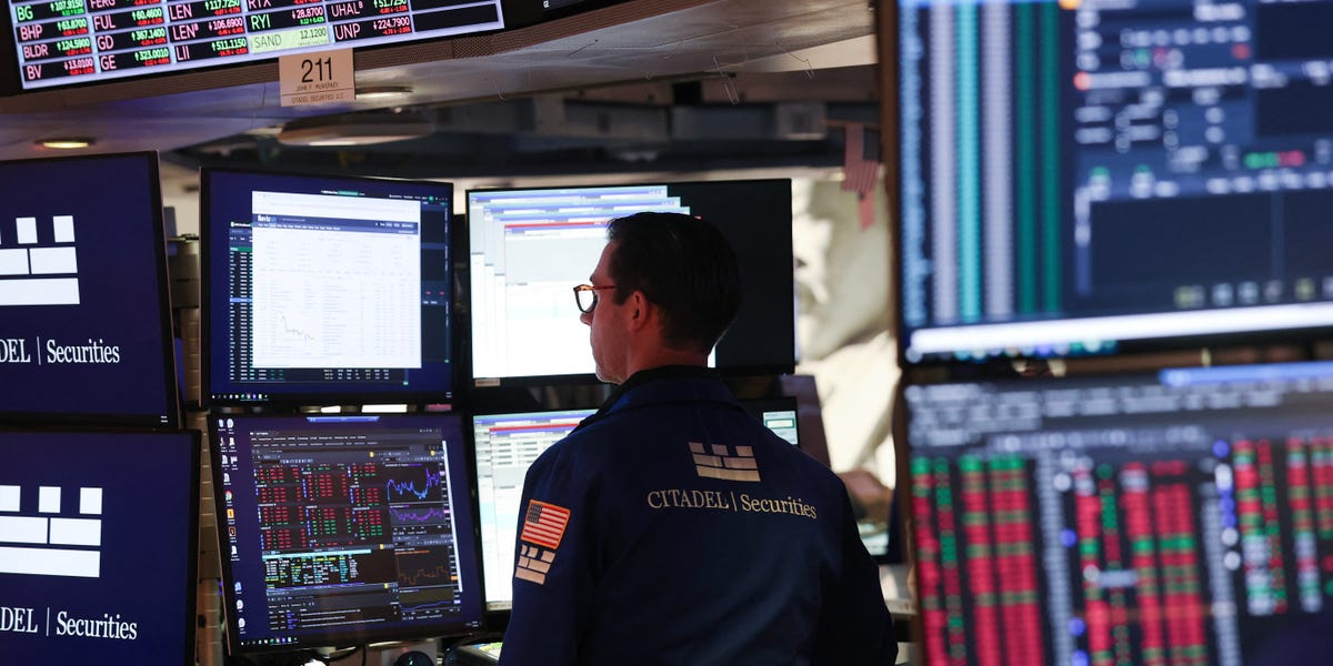 an-analyst’s-guide-to-picking-ai-stock-winners-and-avoiding-the-losers