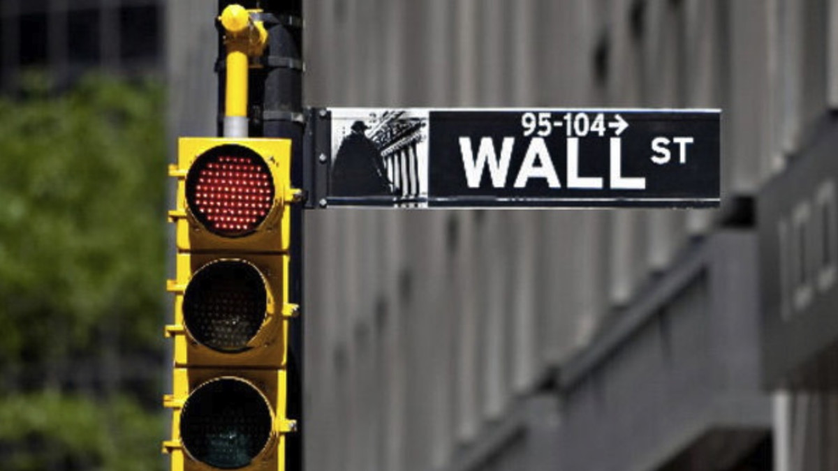 stock-market-today,-feb-11:-surprise-jobs-data-bolsters-us.-stocks,-treasury-yields