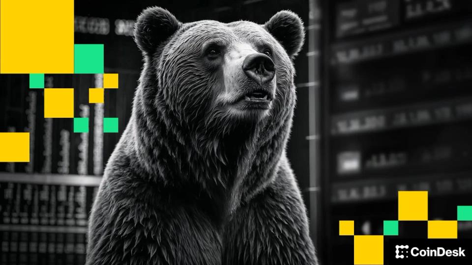 bitcoin-price-news:-btc-remains-under-pressure-amid-slumping-stock-market