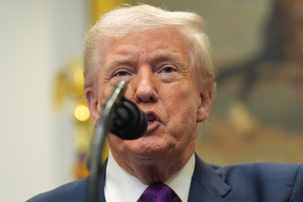 trump-pardons-5-former-nfl-players-for-crimes-ranging-from-perjury-to-drug-trafficking