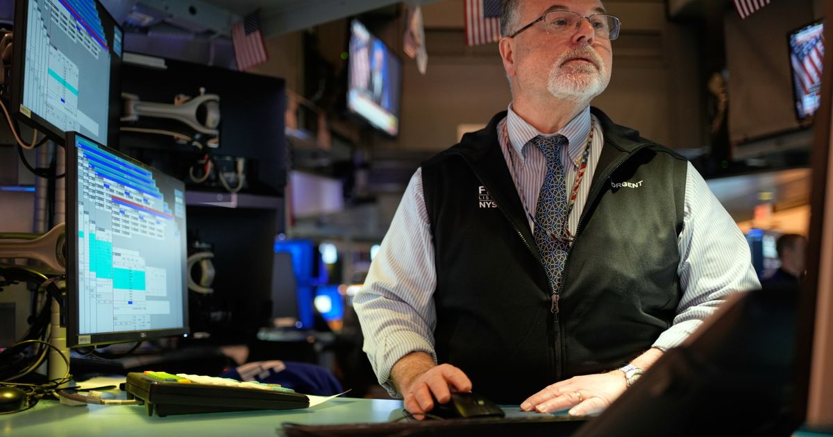 an-encouraging-update-on-inflation-helps-wall-street-hold-steadier-after-its-ai-related-sell-off