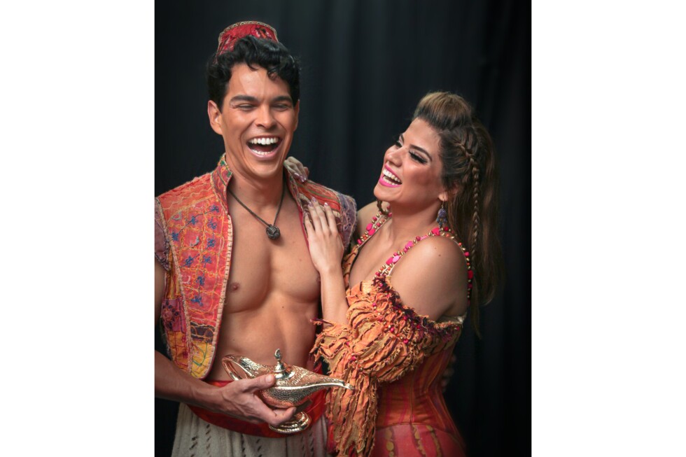 love-on-the-big-stage:-couples-star-in-broadway’s-‘aladdin’-and-‘the-lion-king’