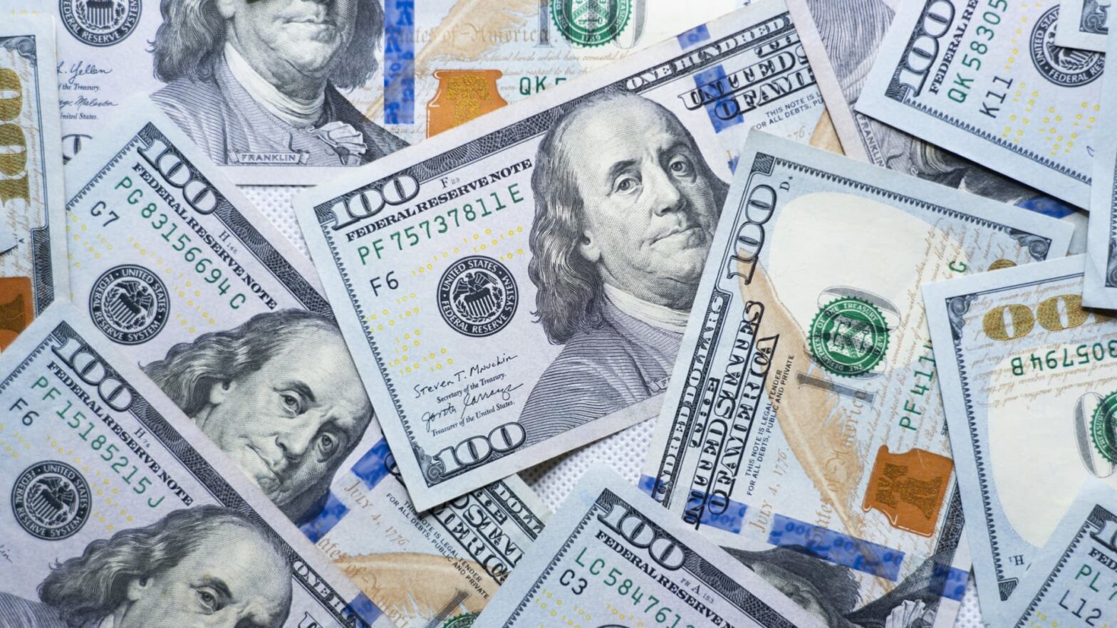 deutsche-bank-warns-ai-risks-in-us.-equities-is-undermining-dollar’s-safe-haven-status