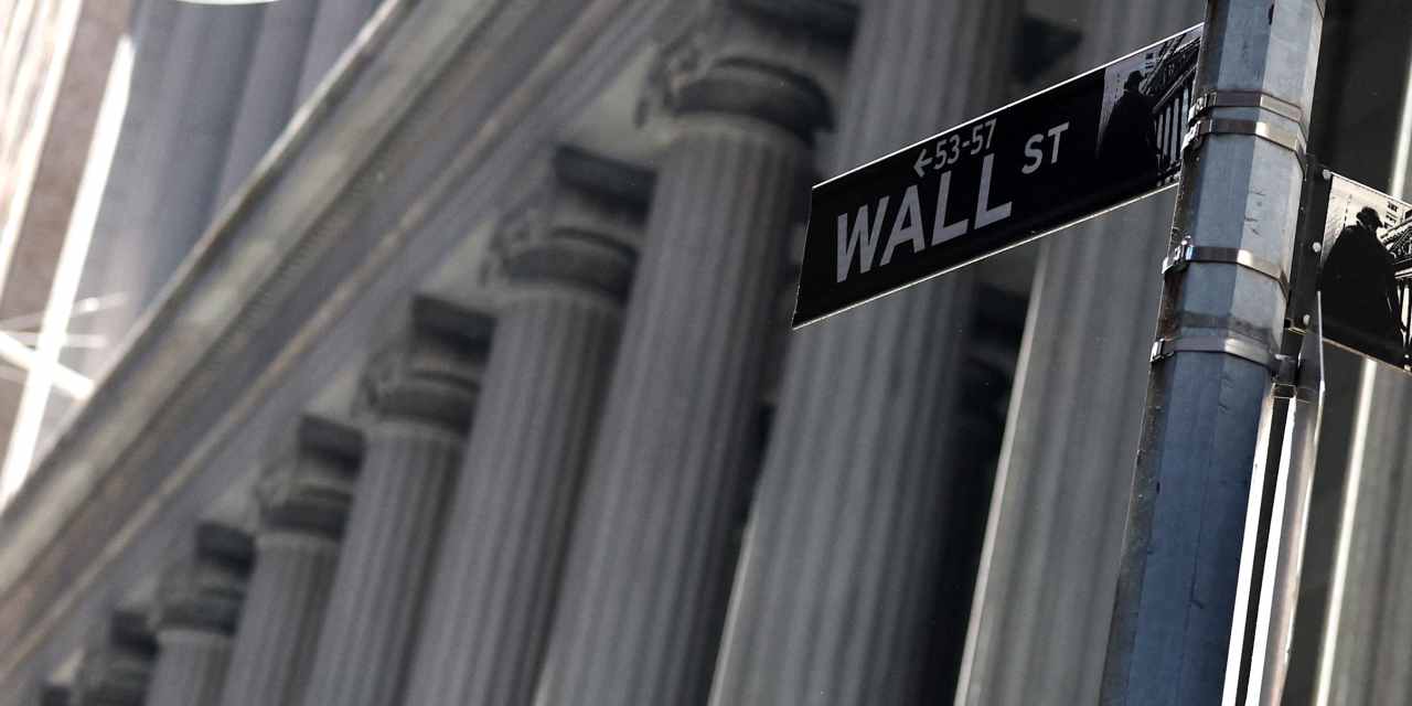 us.-stock-futures-flat-as-investors-digest-ongoing-tech-selloff-over-holiday-weekend