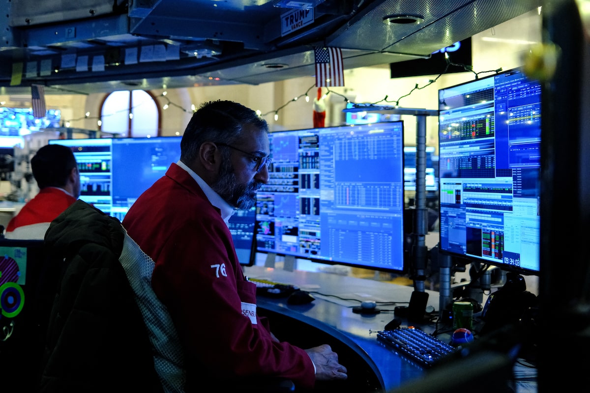 premarket:-global-stocks-advance,-while-most-asian-markets-are-closed-for-the-lunar-new-year