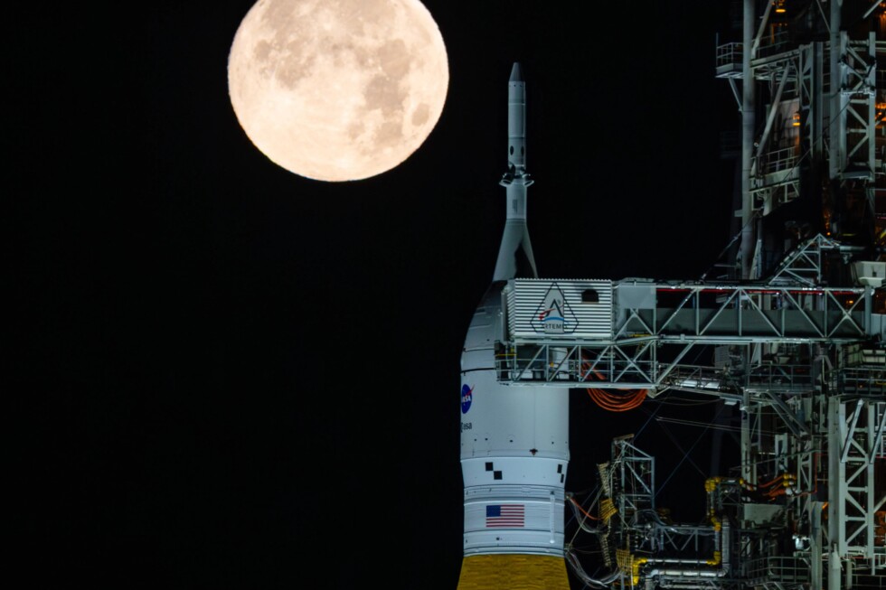 nasa-hopes-fuel-leaks-are-fixed-as-it-launches-another-countdown-test-for-the-artemis-ii-moonshot