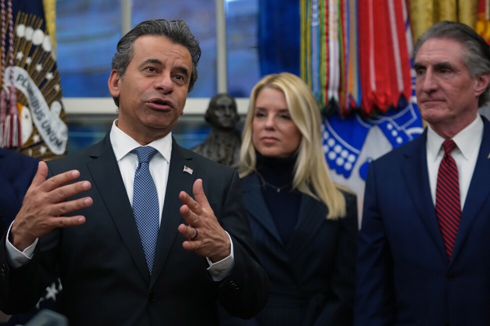 fda-will-drop-two-study-requirement-for-new-drug-approvals,-aiming-to-speed-access