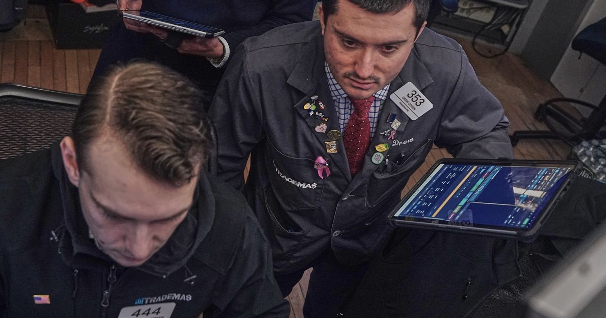 us-stocks-slip-as-oil-prices-rise-on-worries-about-a-potential-us-iran-conflict