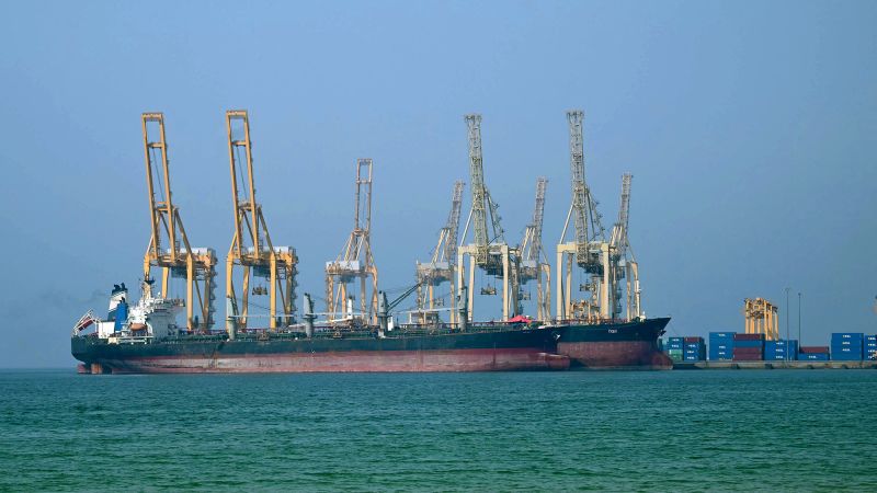 oil-prices-jump-and-gold-hits-$5,000-amid-iran-us-tensions