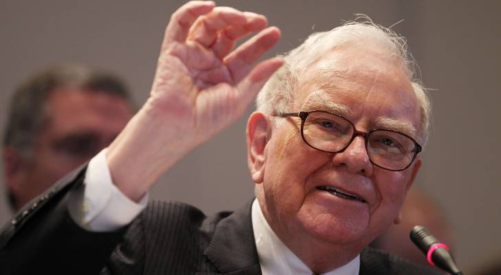 us-stock-market-volatility-is-‘really-nothing’-says-warren-buffett.-how-to-invest-like-the-oracle-when-others-want-out