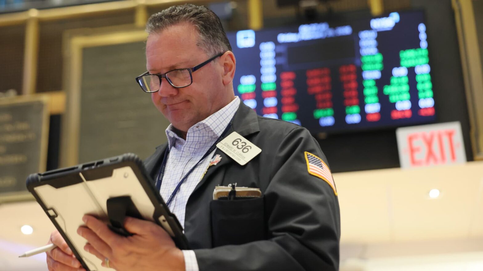 trump’s-latest-tariff-salvos-leave-markets-unfazed:-‘sit-still-and-do-nothing,’-analysts-say