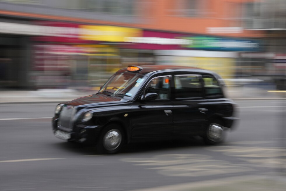 robotaxis-are-coming-to-london.-the-city’s-famed-black-cab-drivers-are-skeptical