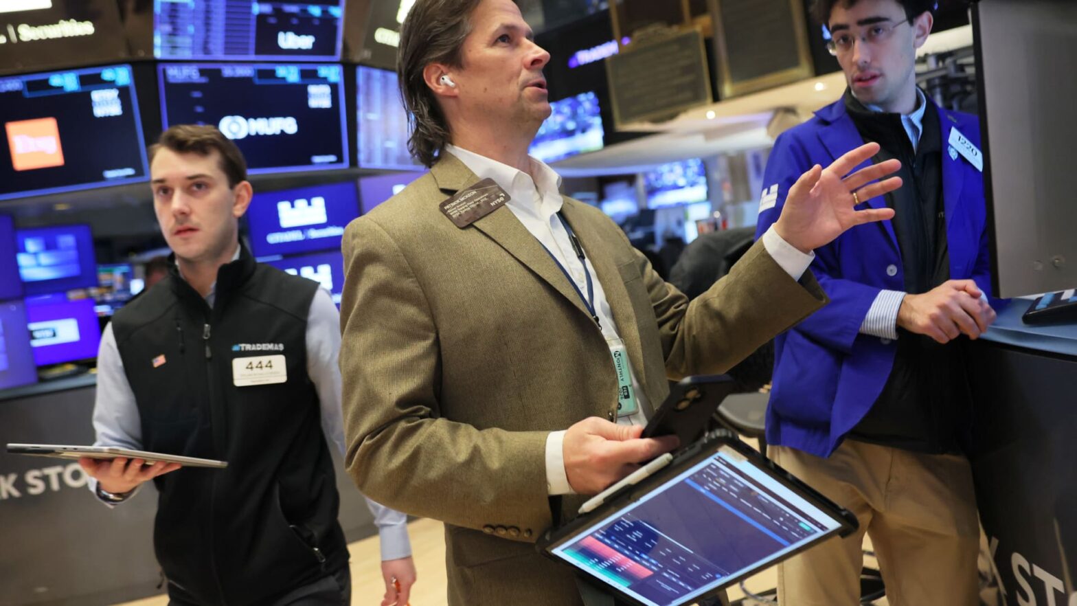 defensive-stock-outperformance-is-flashing-a-warning-sign-for-the-stock-market