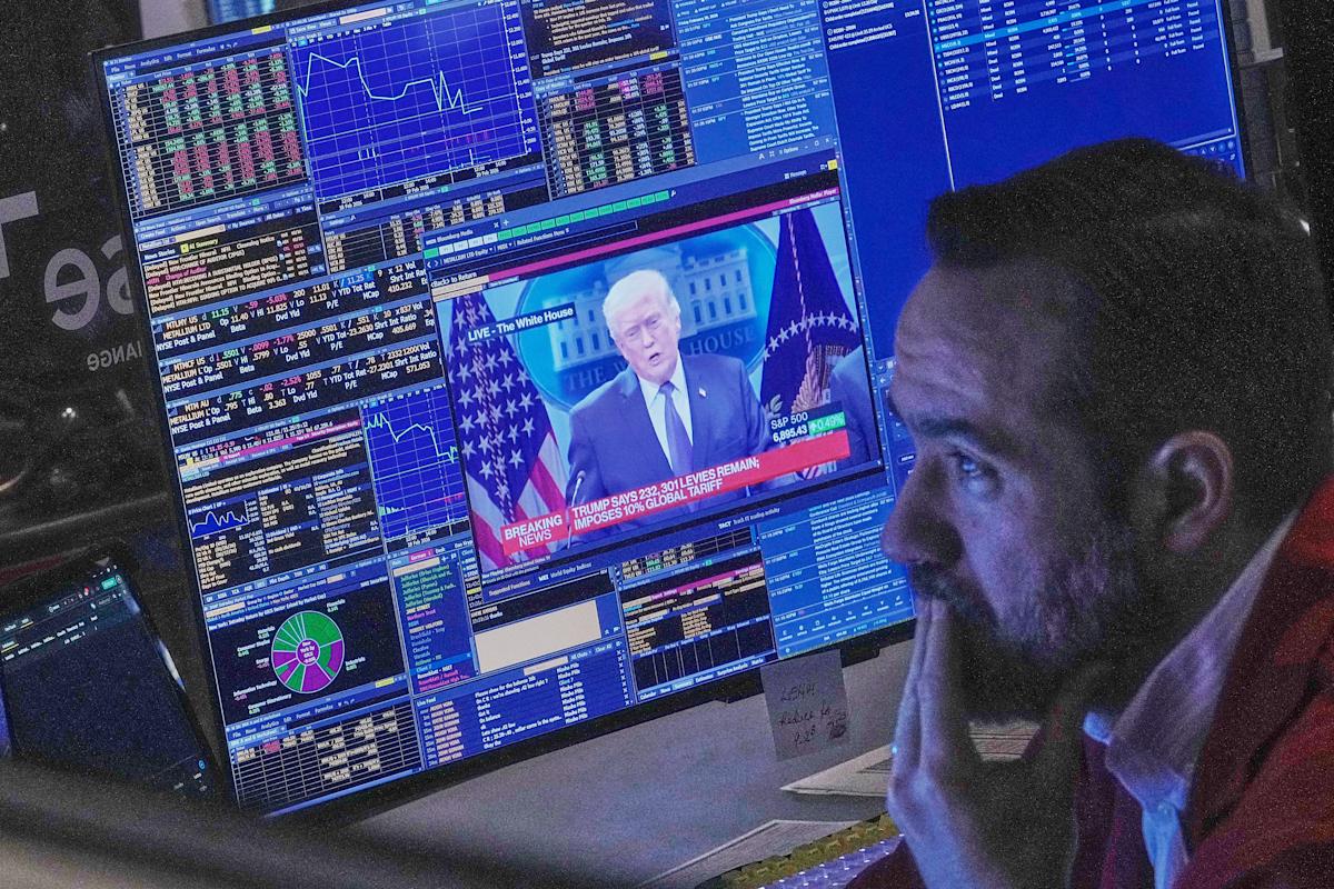 stock-market-today:-dow,-s&p-500,-nasdaq-rise-with-nvidia-earnings-looming-as-gut-check-for-ai-trade