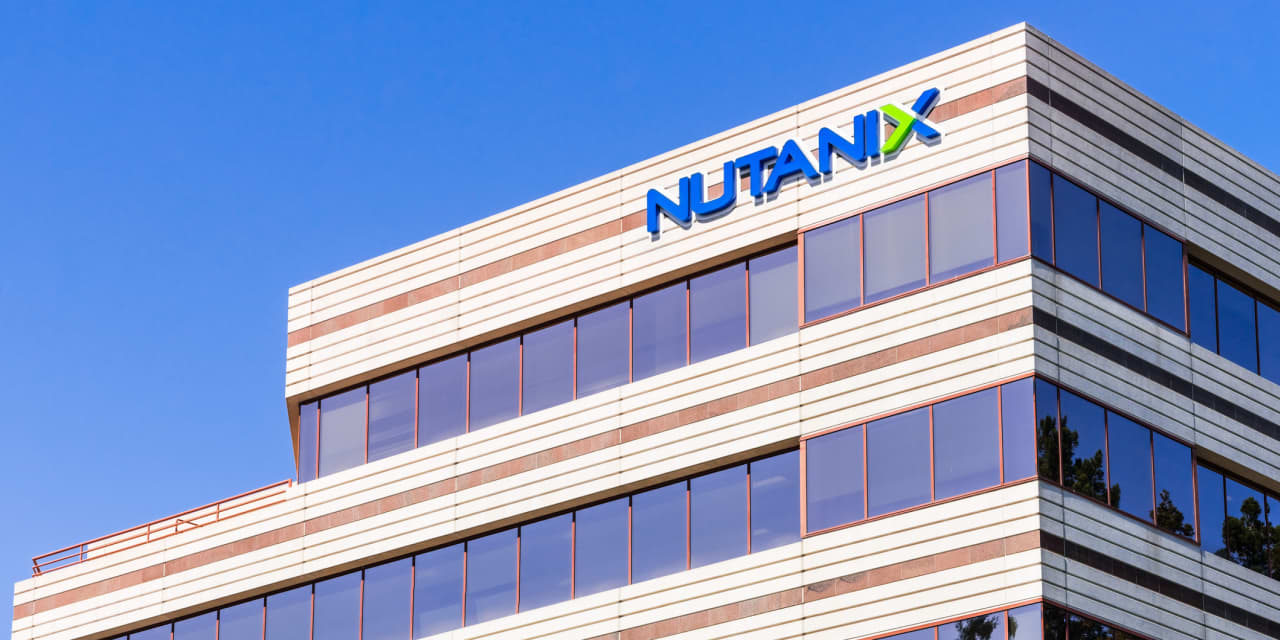 this-stock-is-soaring-on-news-of-a-forthcoming-investment-by-amd