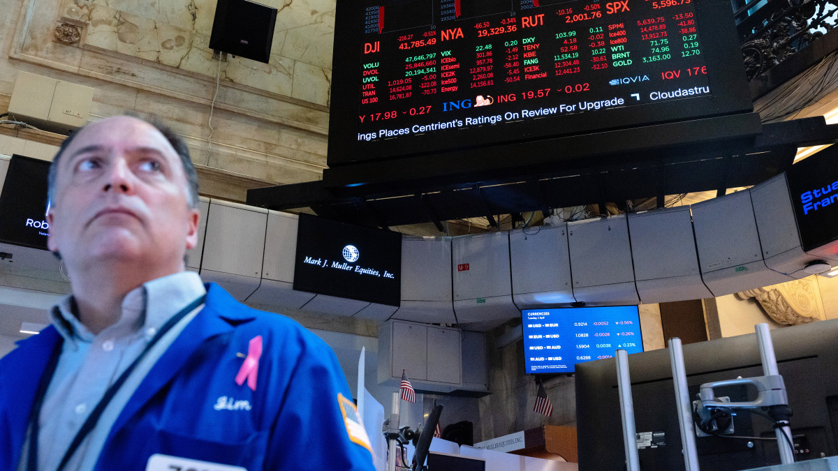 stock-market-today,-feb.-27:-stocks-collapse-as-week-draws-to-close,-thanks-to-inflation-surprise