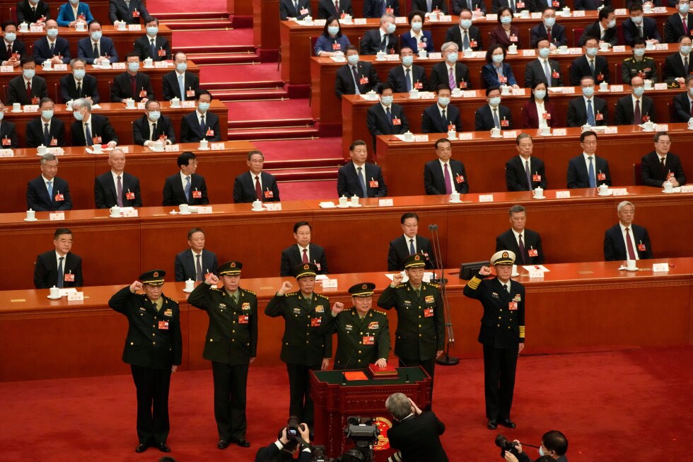 china-destituye-a-19-diputados,-incluidos-nueve-militares,-antes-de-su-congreso-anual