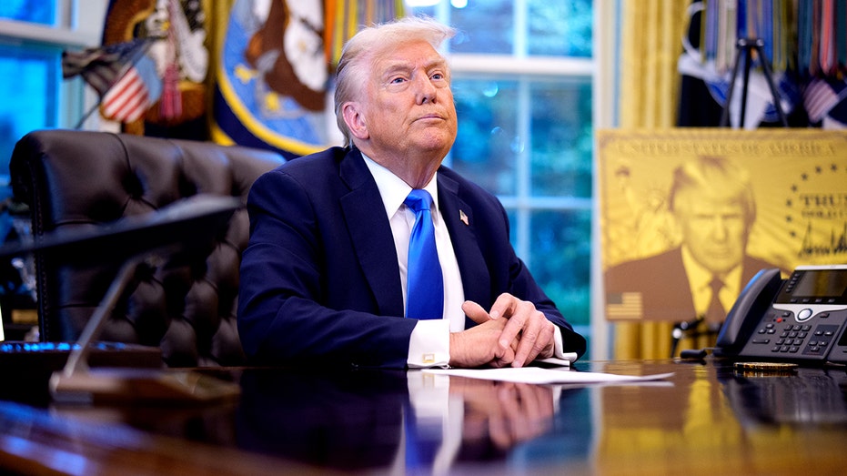 Donald Trump White House Oval Office