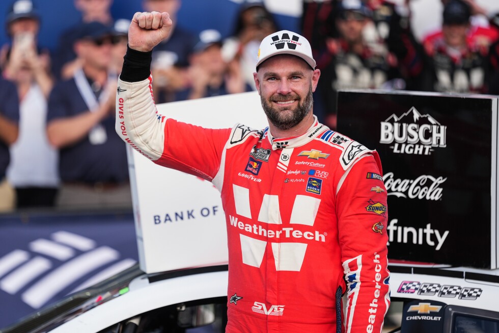 nascar-returns-to-cota-with-reddick-looking-to-end-van-gisbergen’s-road-course-dominance