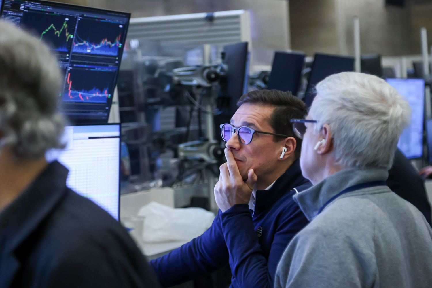 5-things-to-know-before-the-stock-market-opens