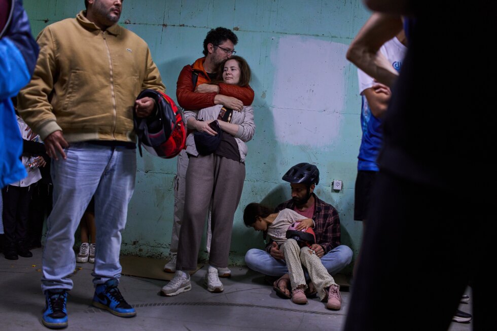 iranian-attacks-target-gulf-states-as-us-warns-bombing-will-intensify