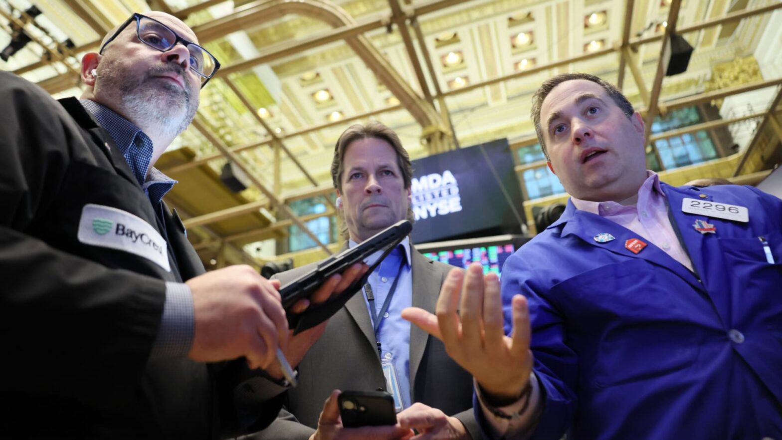 stock-futures-are-flat-ahead-of-key-inflation-data;-traders-monitor-oil-prices-and-iran-war:-live-updates